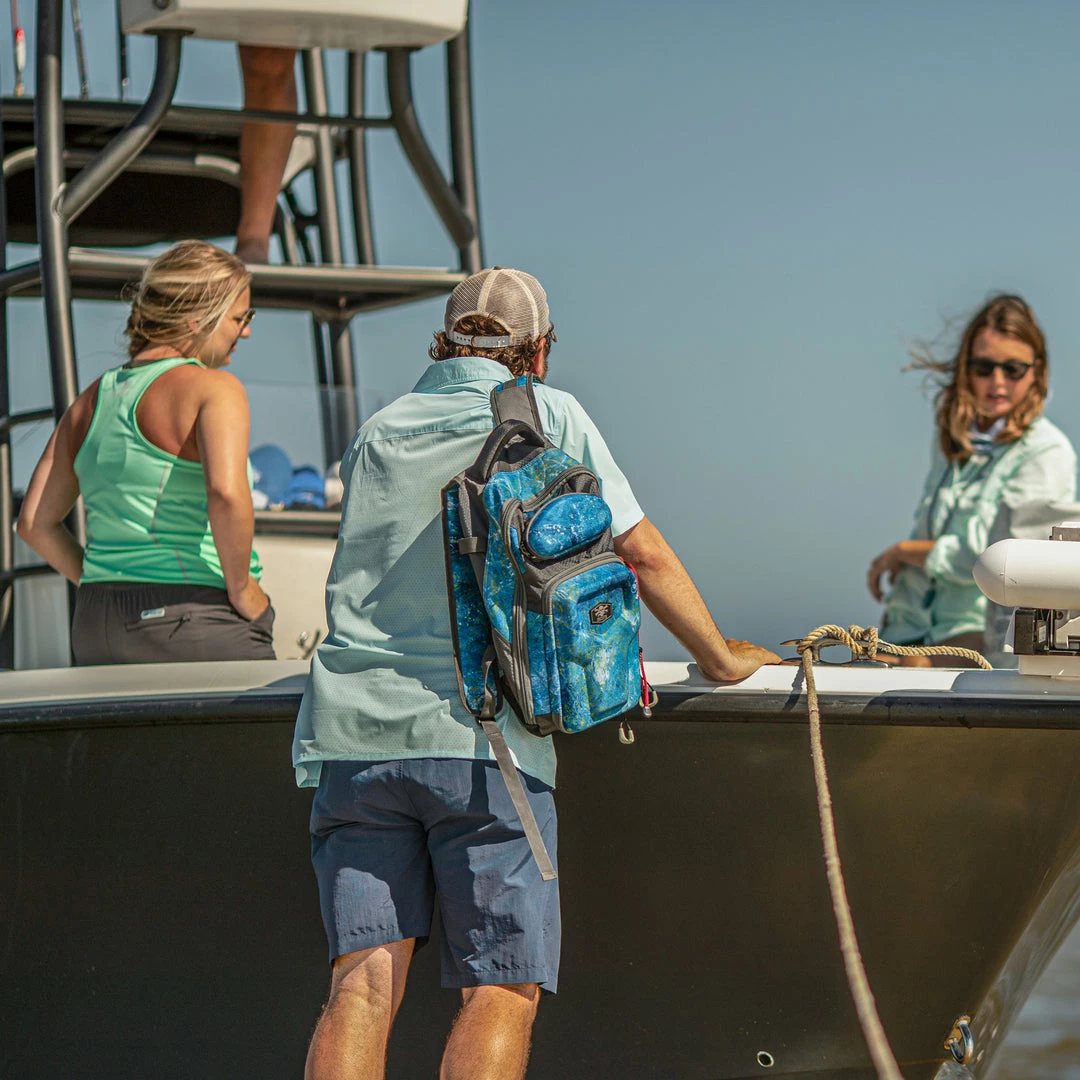 Calcutta Gear Tackle Backpack Squall Fishing 8 Calcutta Fishing Gear Squall Tackle Backpack